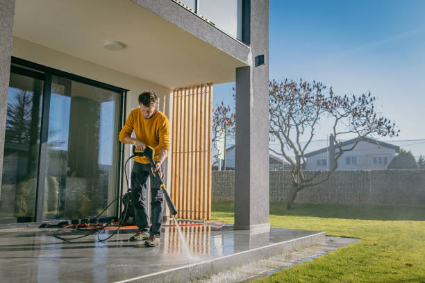 Best Fence Cleaning  in Delavan, WI